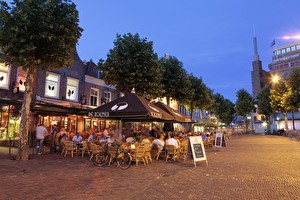 Botermarkt at night